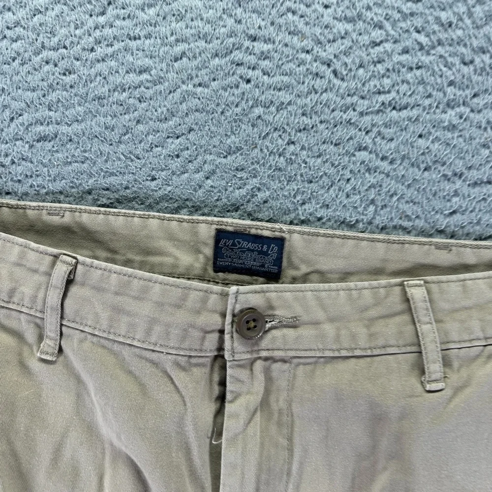Levi Strauss Shorts Mens 38 Beige Cotton Cargo Utility Workwear Travel Summer